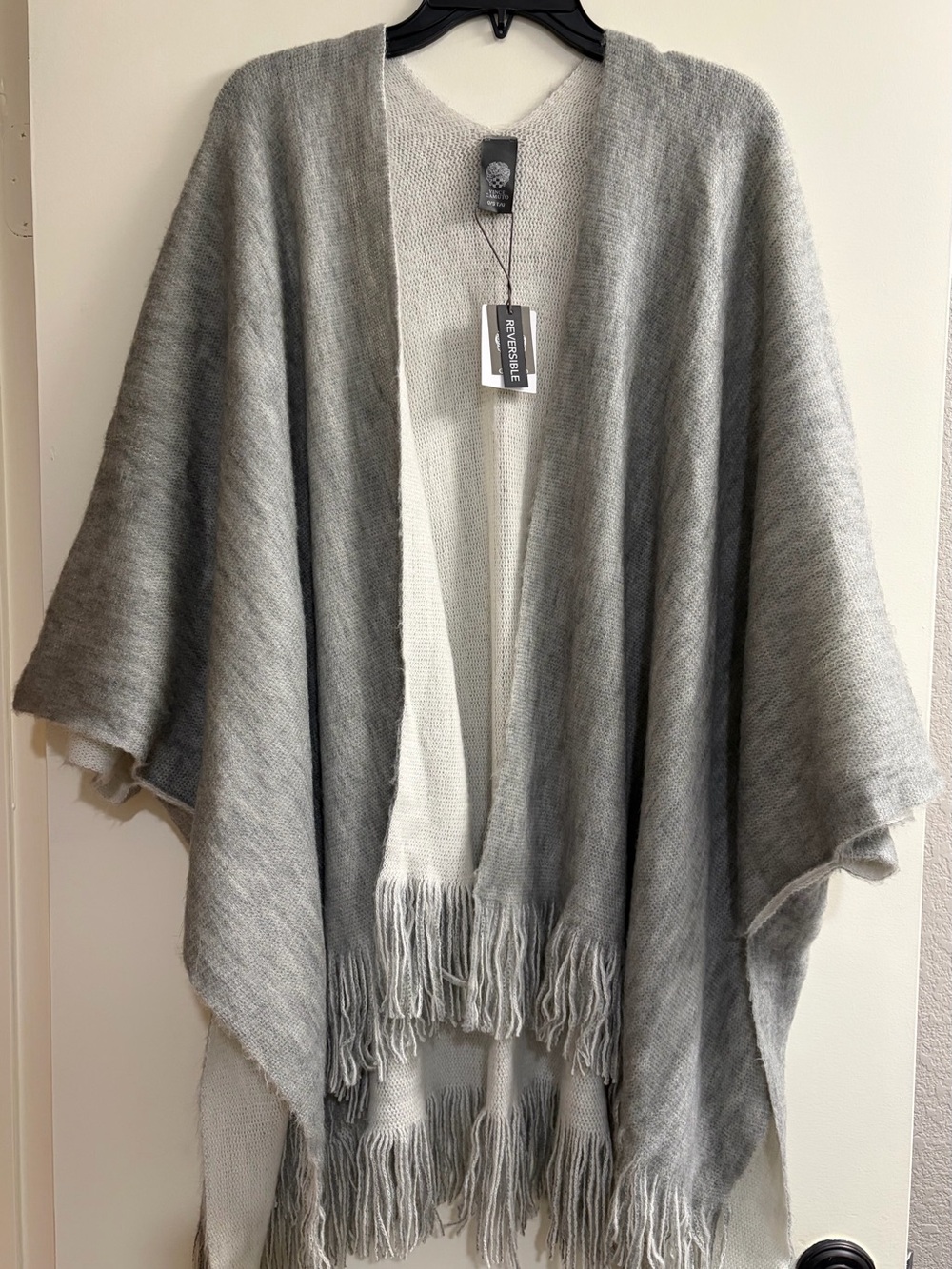 Vince Camuto Reversible Knit Gray Cardigan Wrap Cape O/S NWT